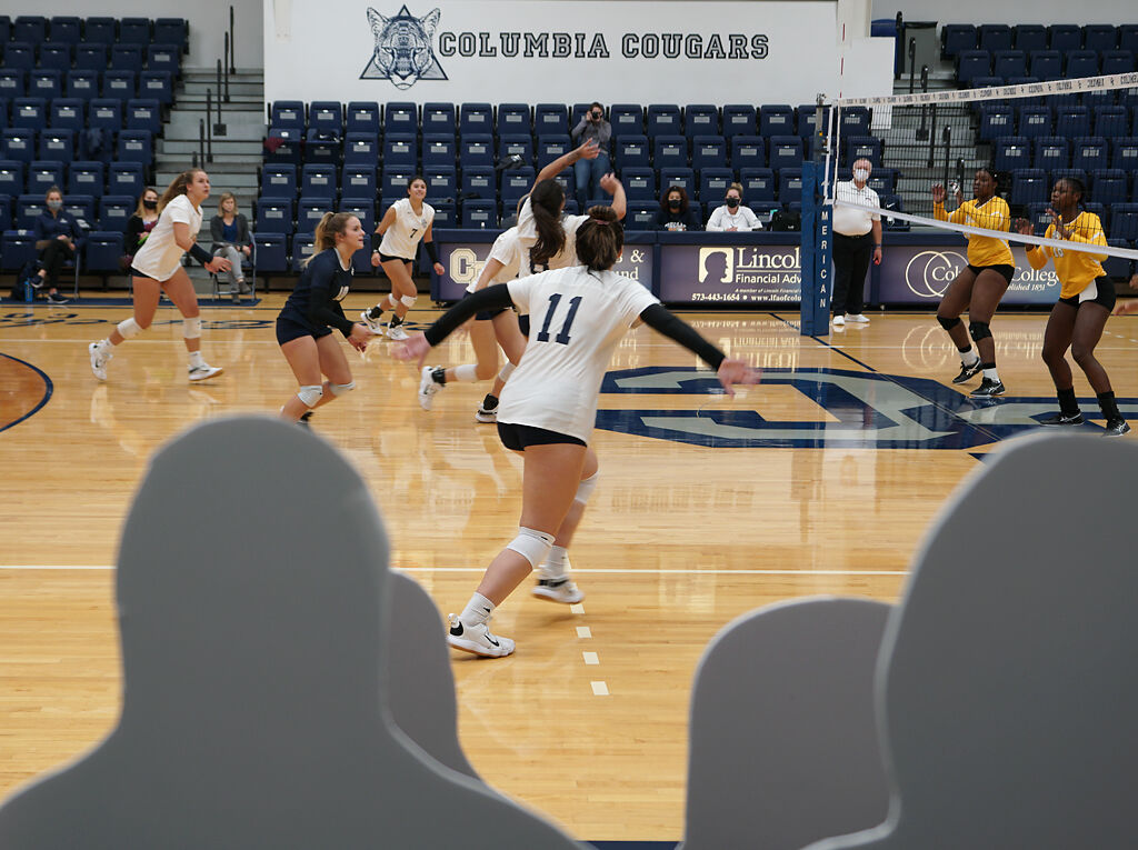 The Columbia College team sets up a play on Monday at Southwell Complex.